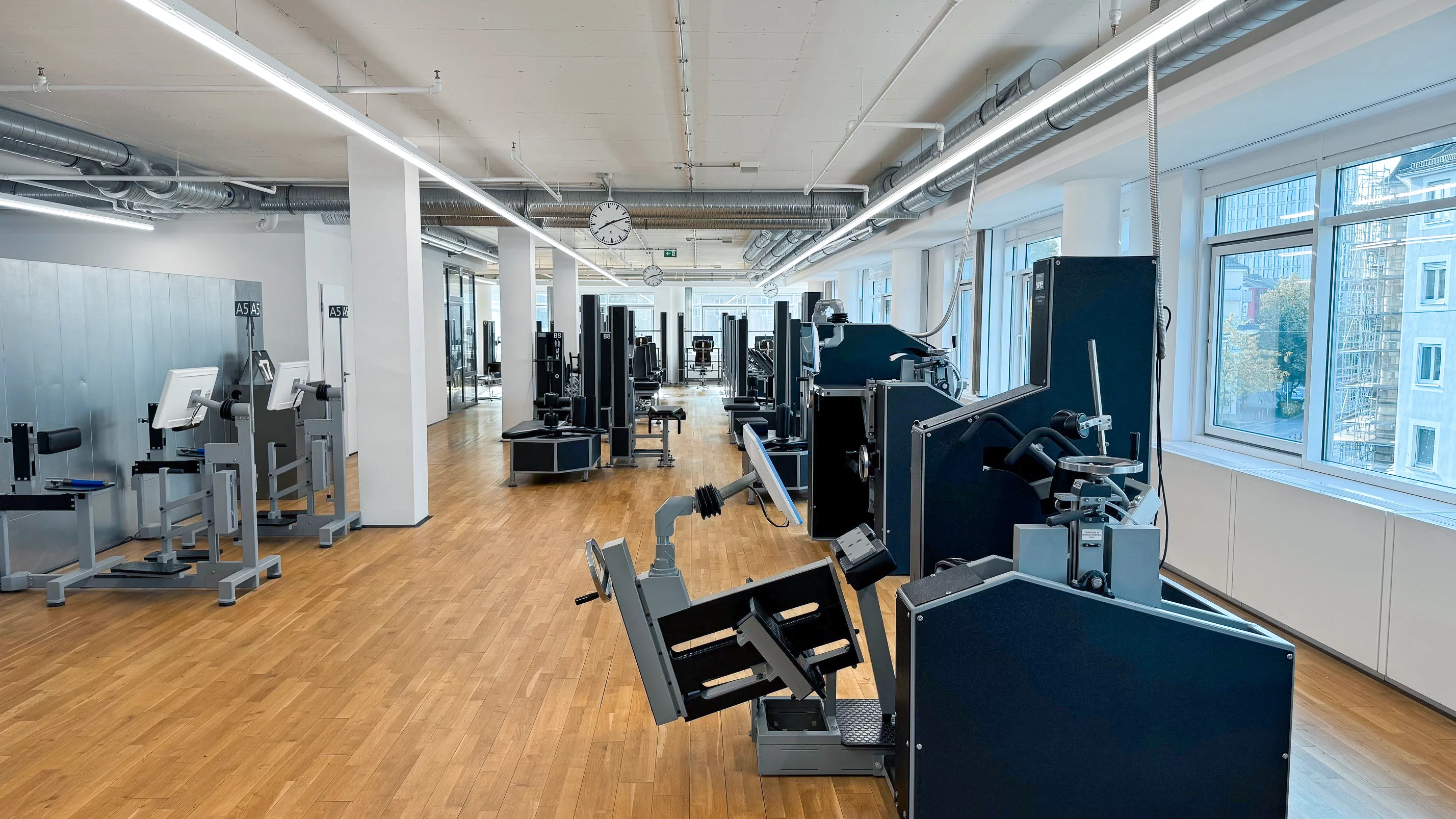 Studiobild Kieser Frankfurt Nordend